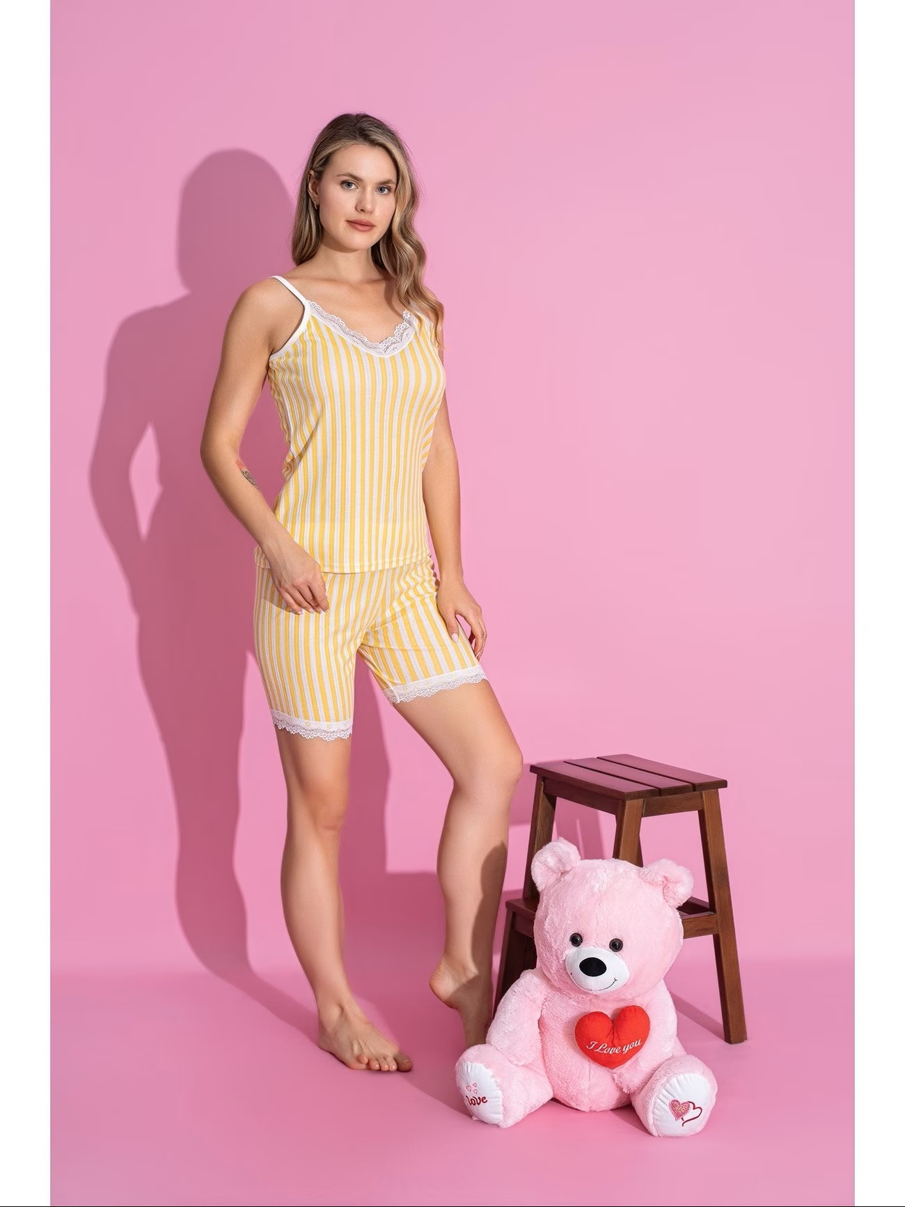 Dantelli Askılı Çizgili Desen Kadın Pijama Takımı