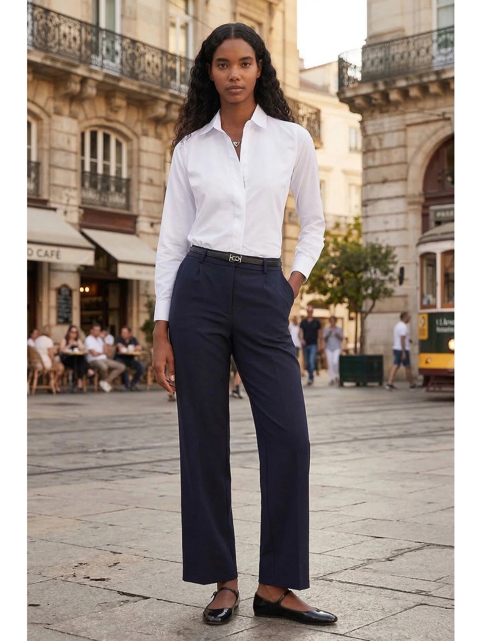 Tudors Kadın Slim Fit Dar Kesim Vücuda Oturan Uzun Kollu Gizli Düğme Detaylı Beyaz Basic Gömlek